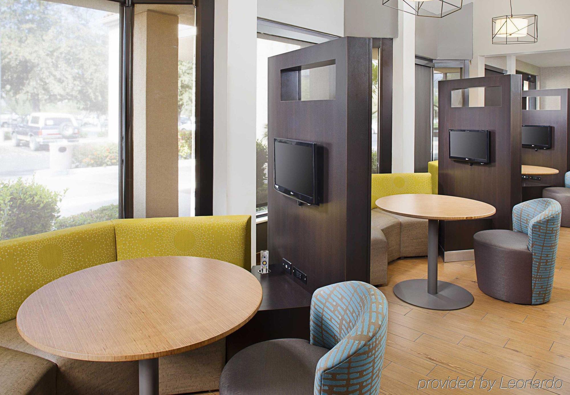 Courtyard By Marriott Tucson Williams Centre Hotel Ngoại thất bức ảnh