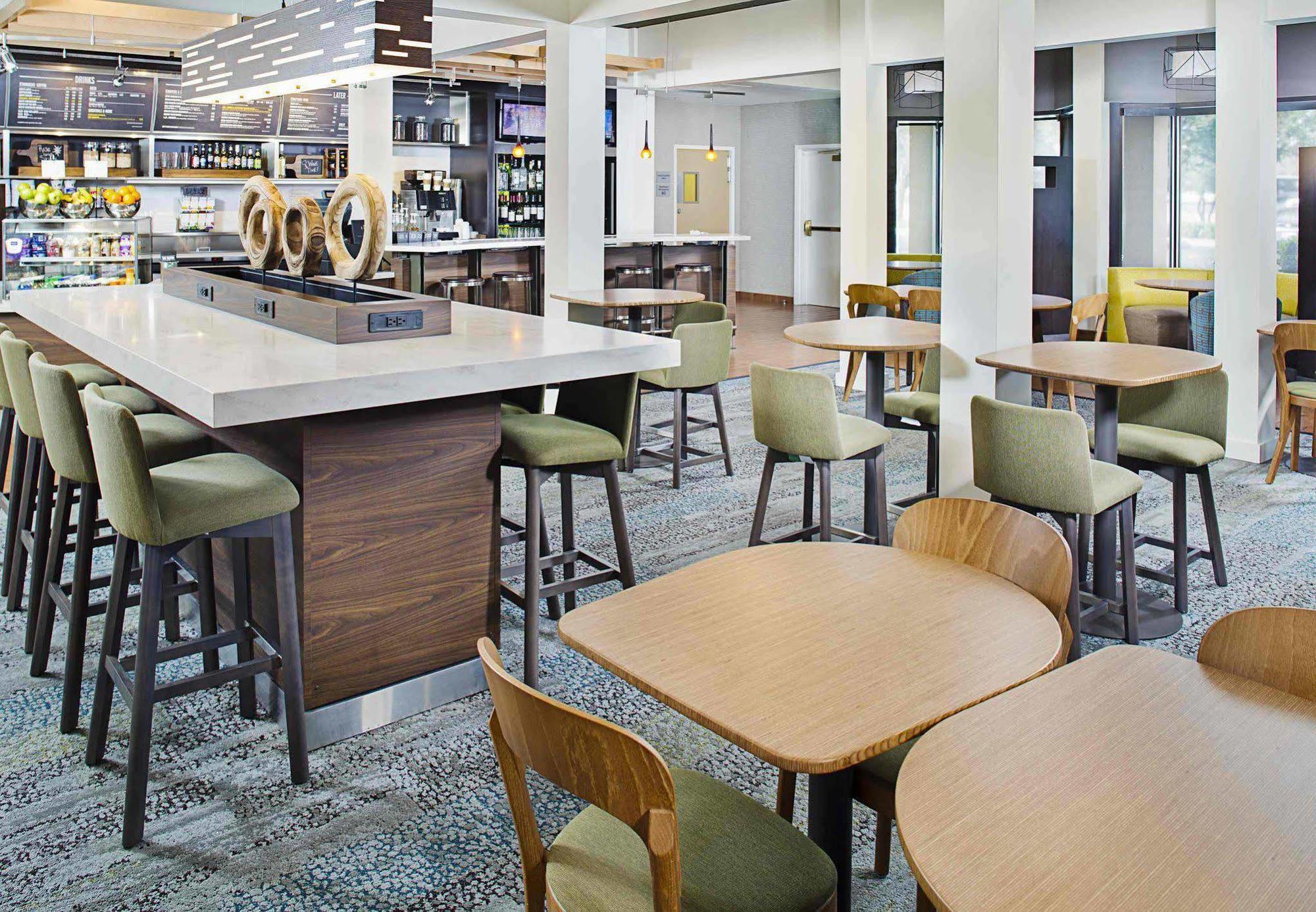 Courtyard By Marriott Tucson Williams Centre Hotel Ngoại thất bức ảnh